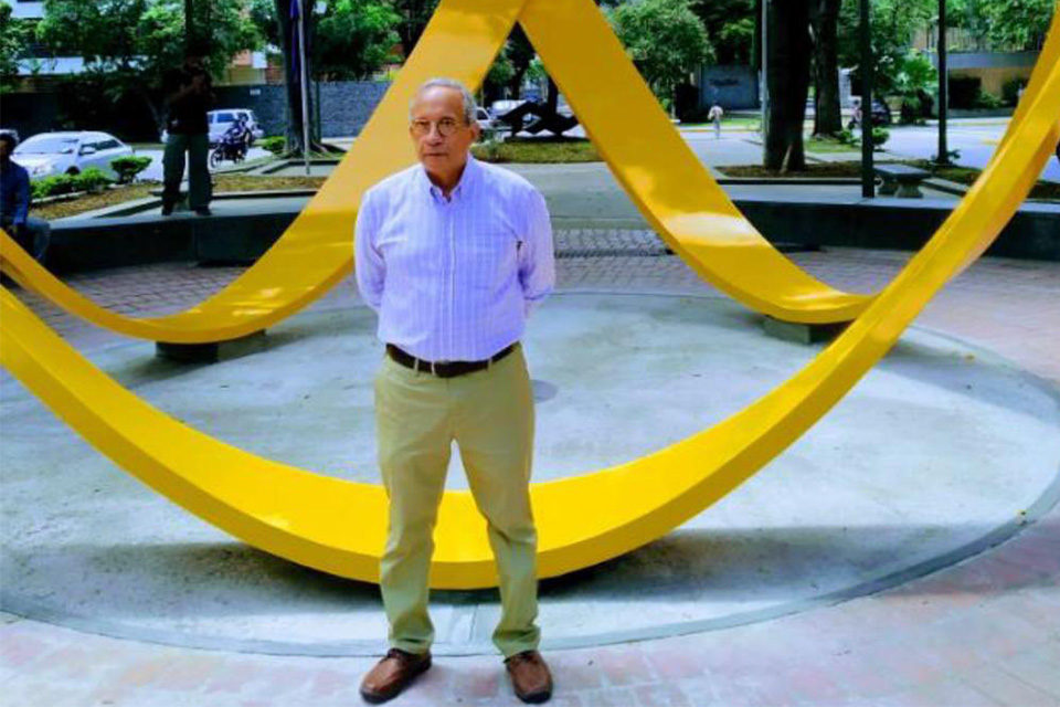 Gonzalo presidente del concejo municipal de chacao
