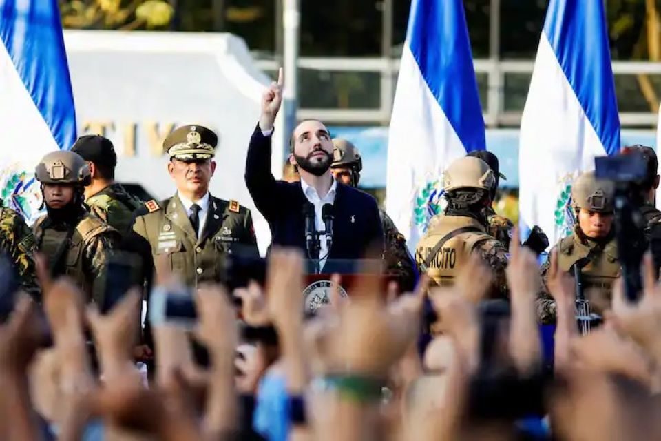 La democracia ha muerto en El Salvador