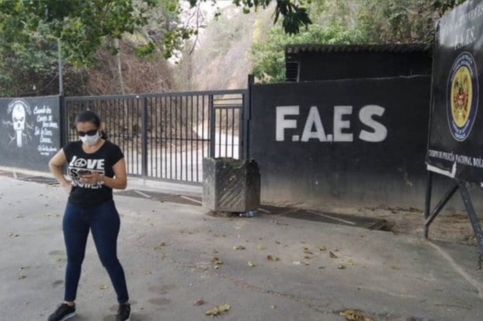 Presos políticos son trasladados de sede de Las FAES
