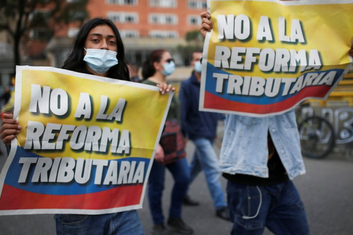 ¿Qué hay detrás de la reforma tributaria por la que protestan en Colombia?
