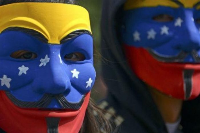 El peligro de los "contrarios" al chavismo