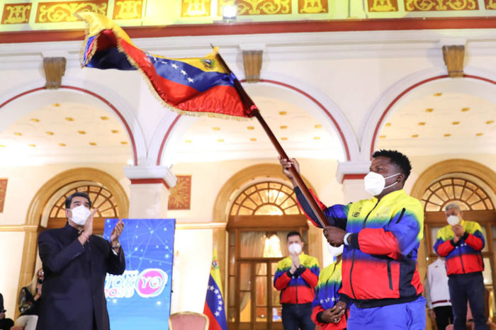 Maduro con la delegación olímpica venezolana que participará en Tokio 2020