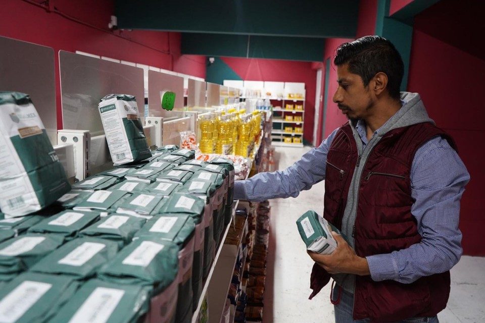 libre abordo comida México El Pais Armando info