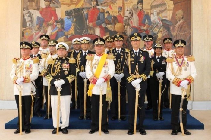 Demasiados caciques