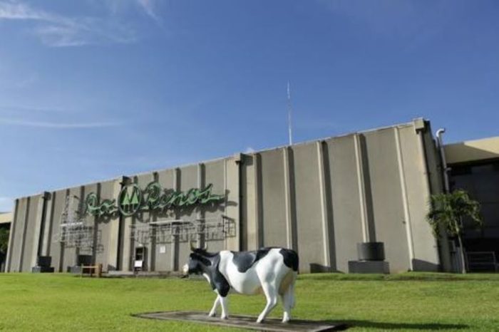 Otra transnacional cae a la lona por enfrentarse a Dos Pinos