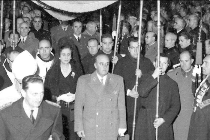 Ideologías, masa y poder