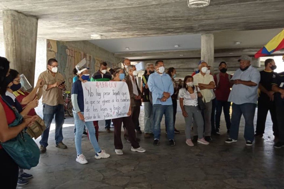 Gremios universitarios se unen UCV