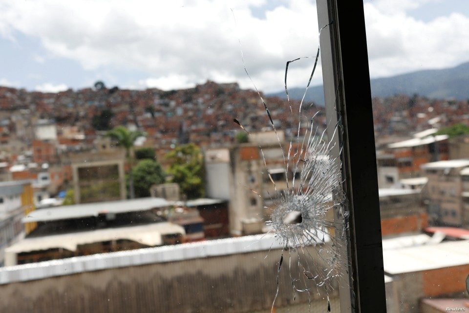 dolarizacion conducta criminal Venezuela VOA cota 905