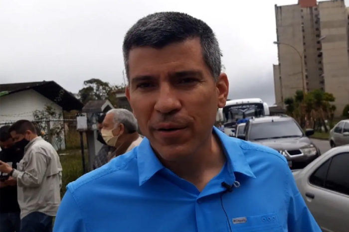 David Uzcátegui exige primarias a Carlos Ocariz