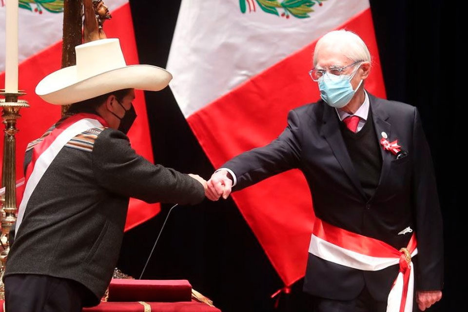 Perú cambia sus relaciones con Venezuela