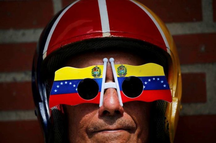 A llenar la política