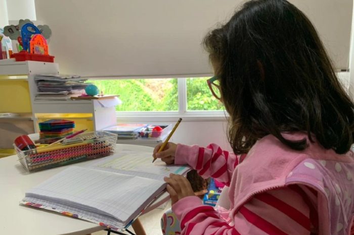 estudiante venezolano VOA clases presenciales