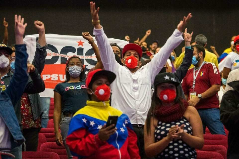 Prohibido suicidarse en primavera