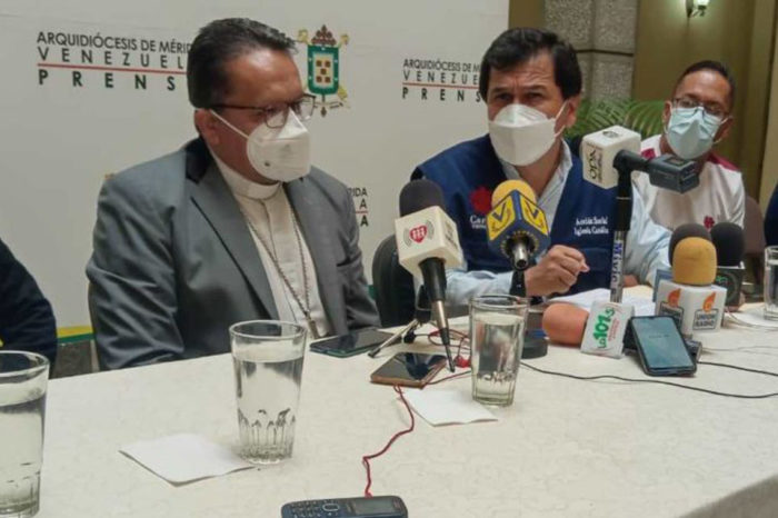 Sacerdotes hacen "poco caso" a ataques del Gobierno