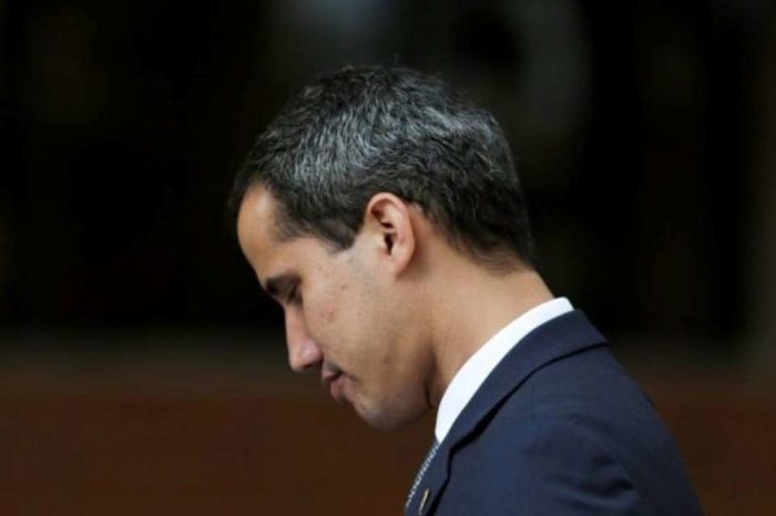 Lo que está muerto no puede morir Carvajal