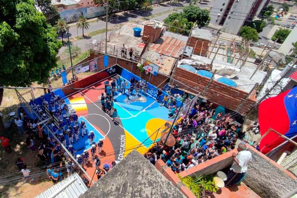 Meternos en la cancha
