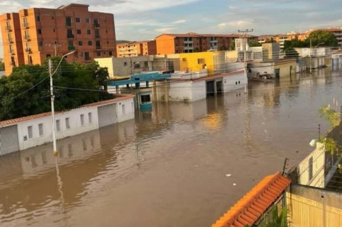 Crecida del Río Neveri afecta a miles de familias