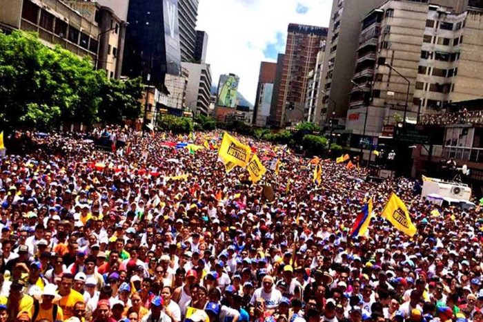 Unidad un clamor estentóreo