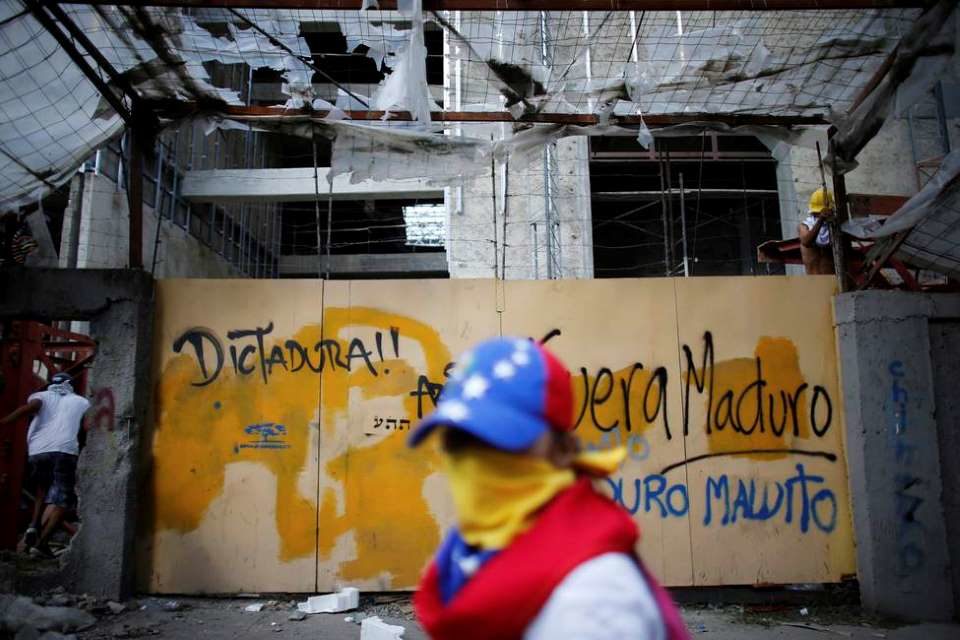 Entre el dolor y la nada