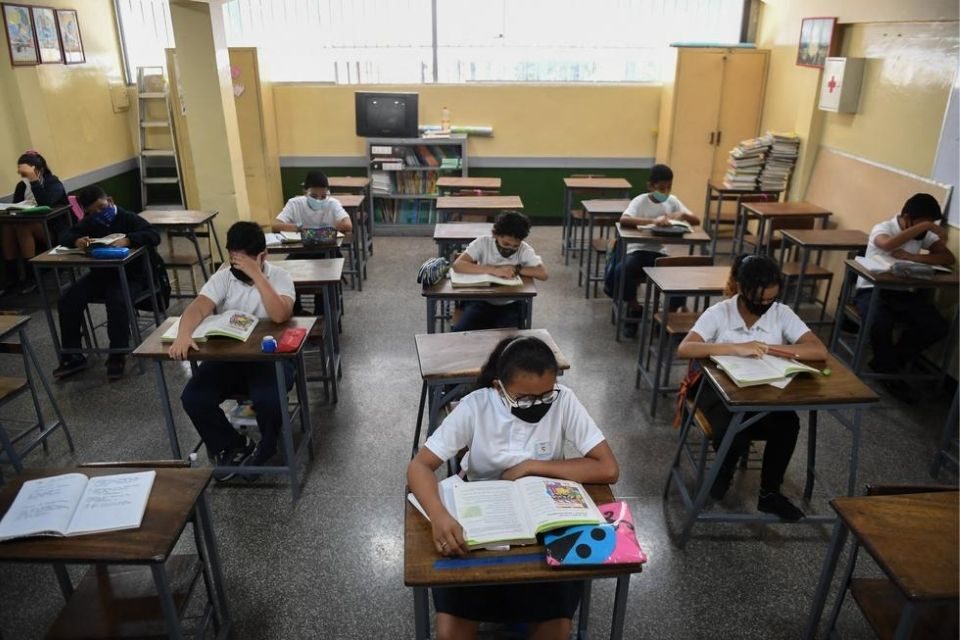 Regreso a clases - Academia Nacional de Medicina