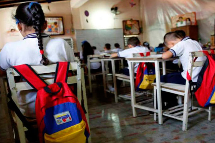 El regreso a clases, dos miradas - centros maestros