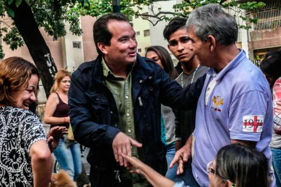 Conversatorio con Guanipa