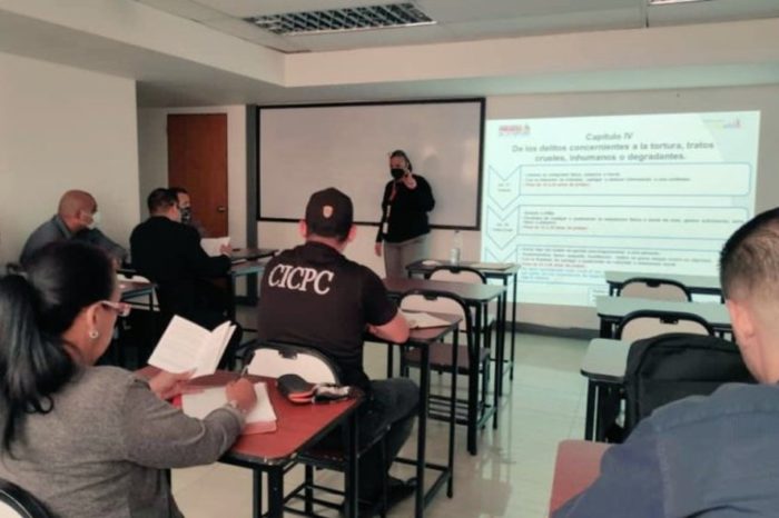 Defensoria del pueblo curso DDHH organismos segurdad