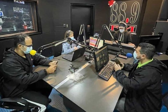 La romántica fm radio
