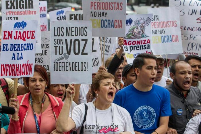 ¿Opinión libre?