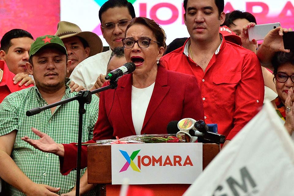 Honduras eligió a una mujer para refundar su democracia