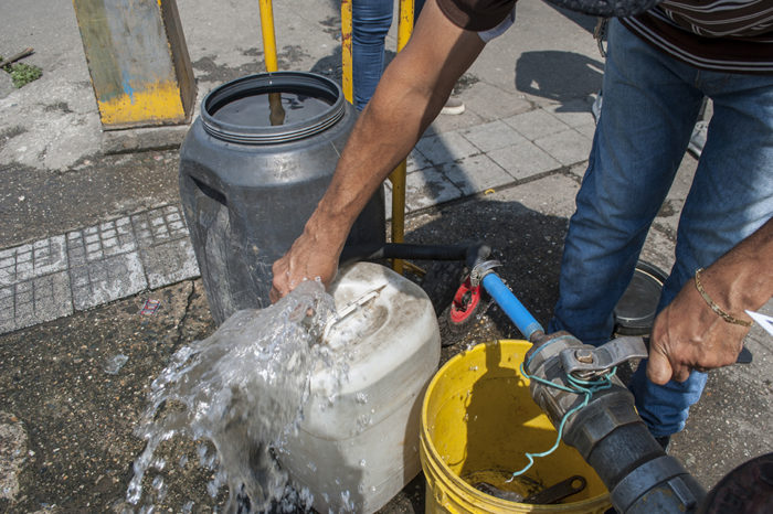 escasez de agua 2 . Porlamar