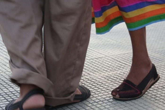 Zapatos los domingos, alpargatas los otros días
