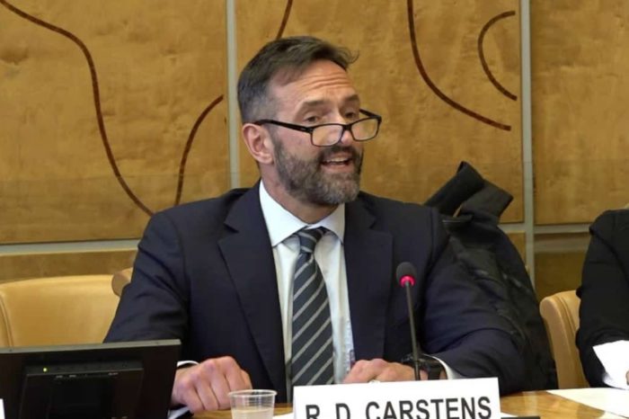 roger-carstens EEUU