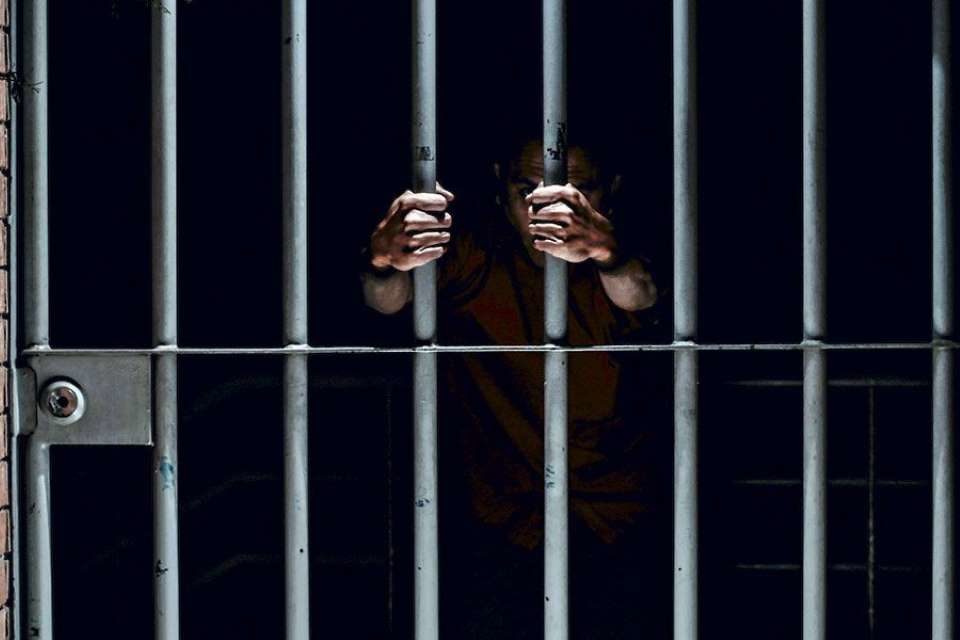 Detenidos Enfermos psiquiátricos conviven con los presos comunes en centros de reclusión - personal