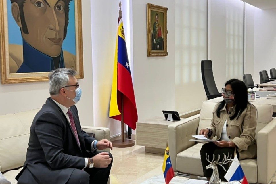Delcy Rodríguez Serguéi Melik Bagdásarov Venezuela Rusia