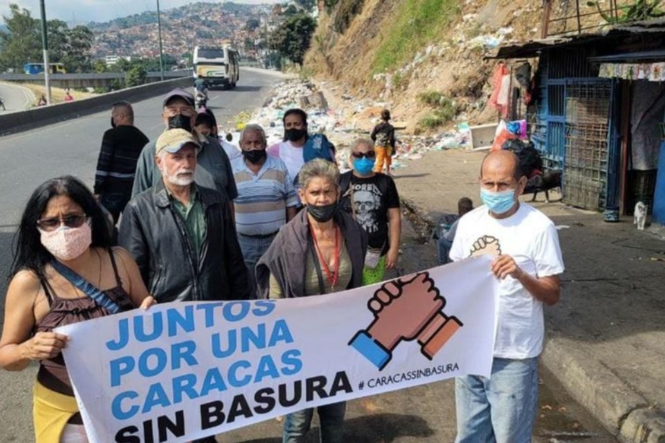 Carmen Meléndez- Basura - Antímano