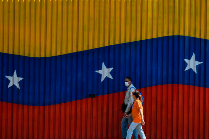 Camino hacia la transición a la cambio democracia