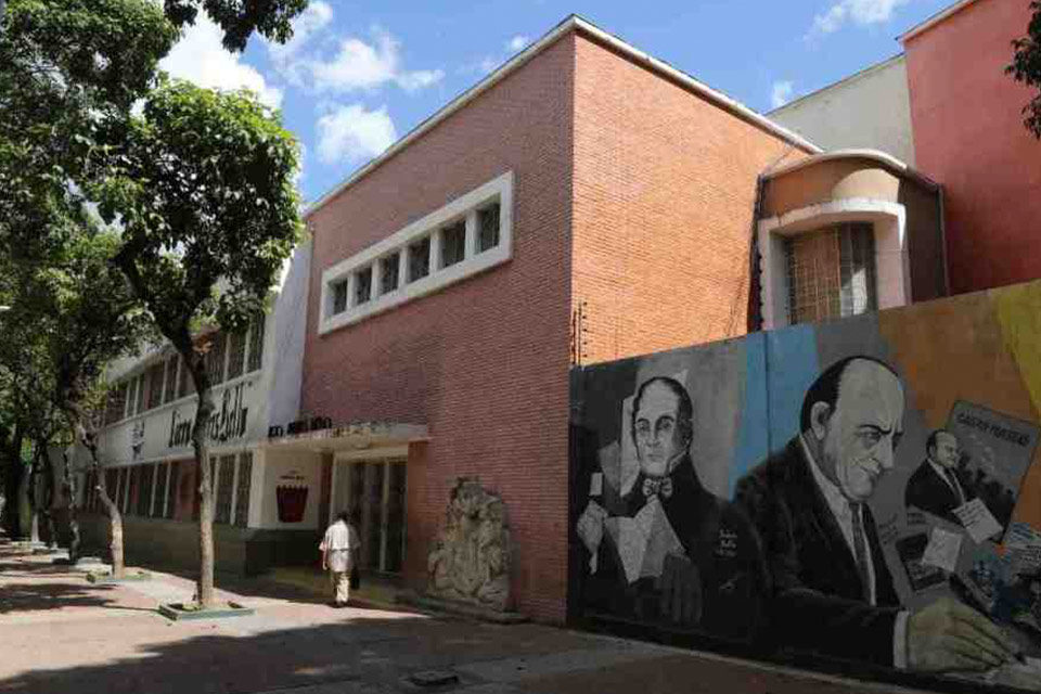 1950-1960, por Américo Martín