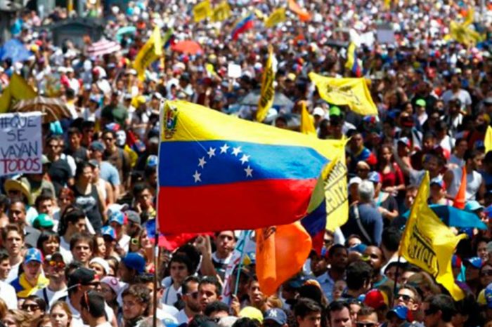 Los compromisos y la democracia