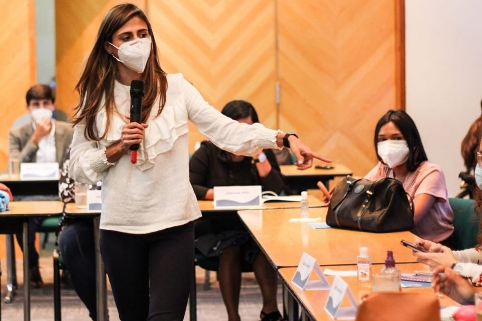 Andrea Mesa: Los jóvenes requieren nuevos liderazgos y espacios políticos