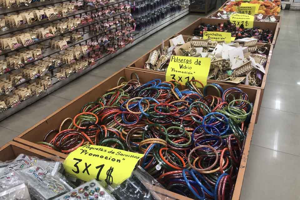 Ofertas por un dólar Caracas Lucía Ramírez (5)