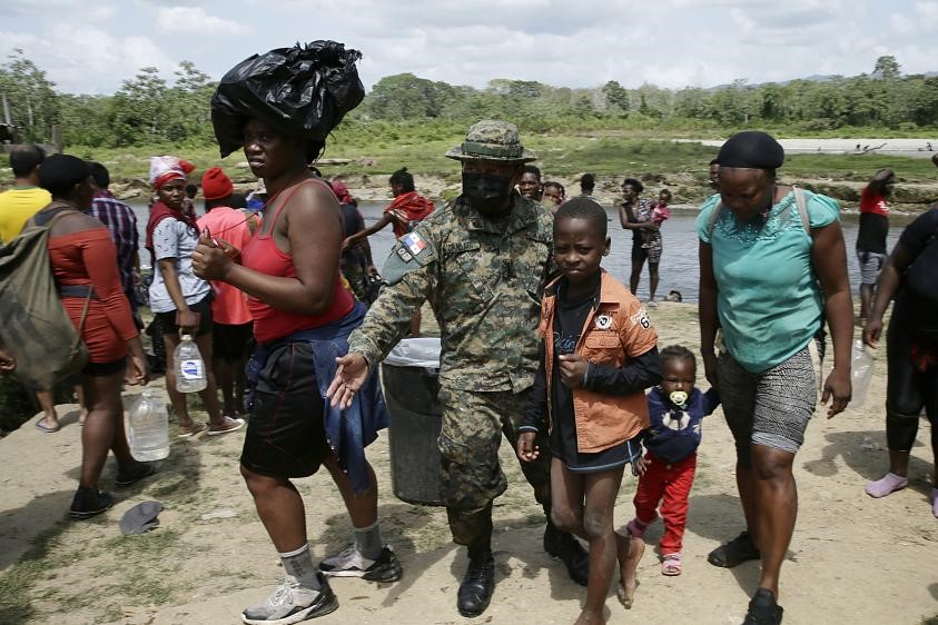 Díez países recomiendan sumar a sociedad civil en atención a migrantes en selva del Darién