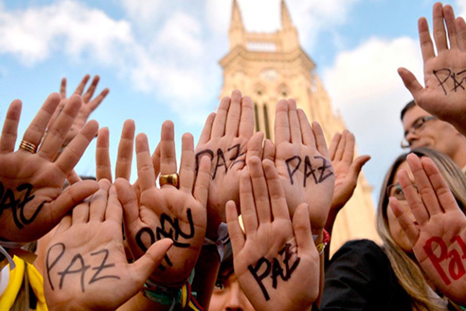 La imprescindible paz o la paz desacreditada