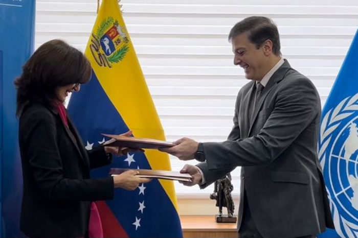PNUD firma convenio con el Ministerio de Industrias