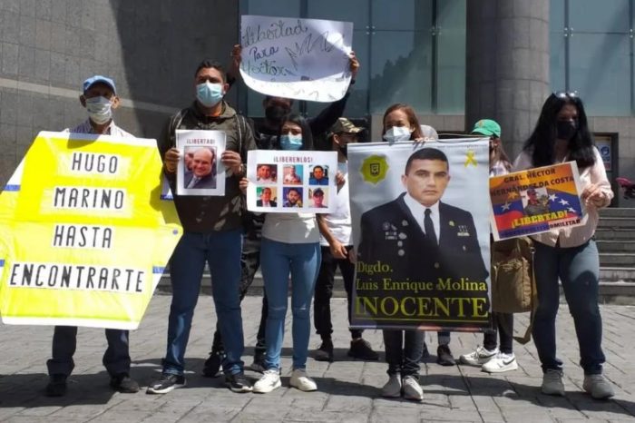 protesta familiares presos políticos 05.04.22