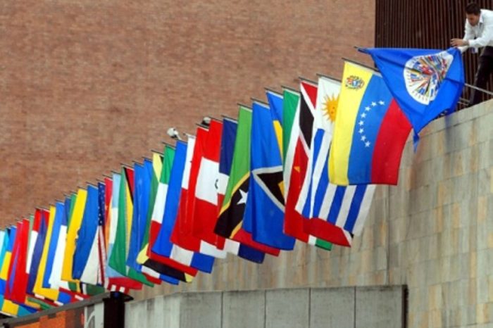 Banderas Cumbre de las Américas