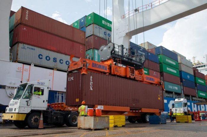 Bienes-de-importación courier