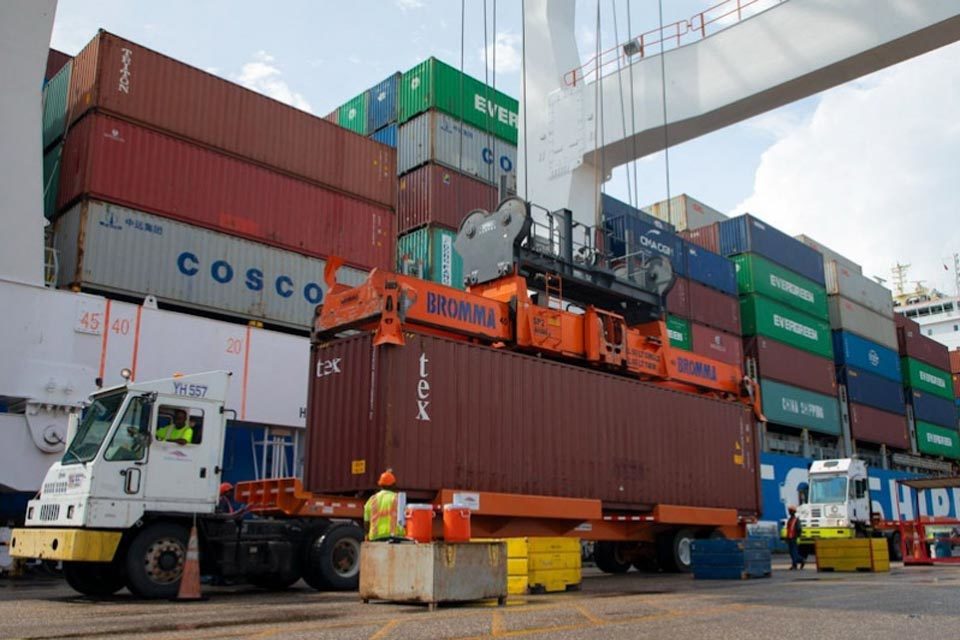 Bienes-de-importación courier