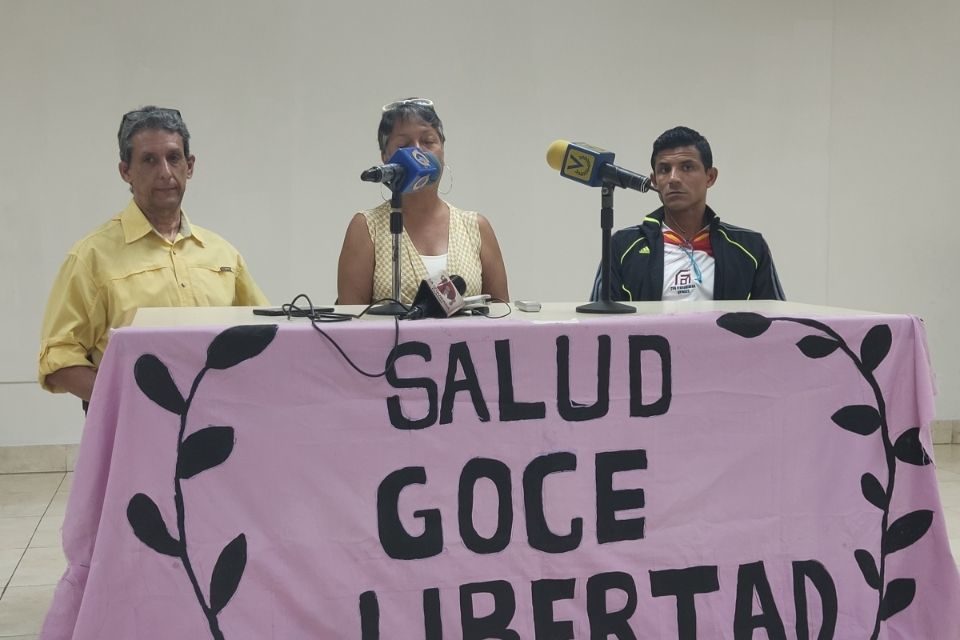 Carolina González - madre del controlador aéreo Guillermo González