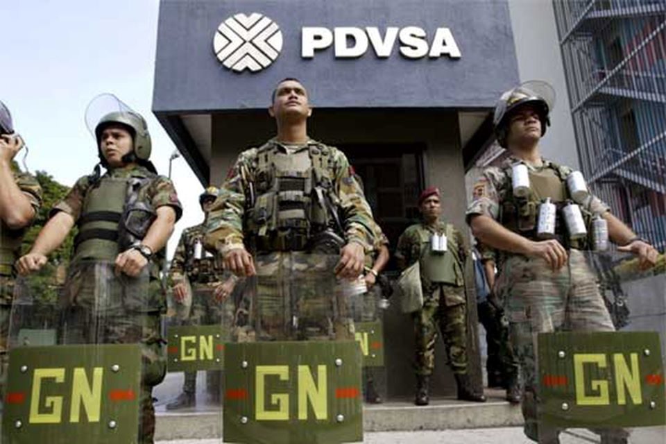Militares